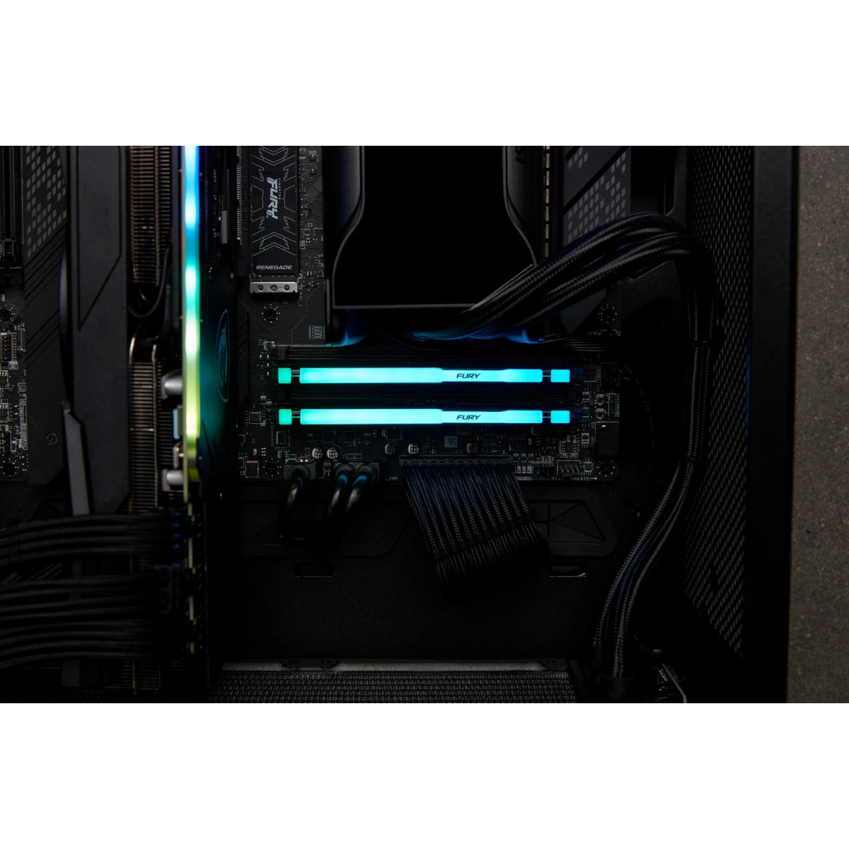 Mémoire vive 32GB DDR5 5600MHz Kingston Fury Beast RGB (KF556C40BBAK2-32) (2x16GB KIT) - photo 4
