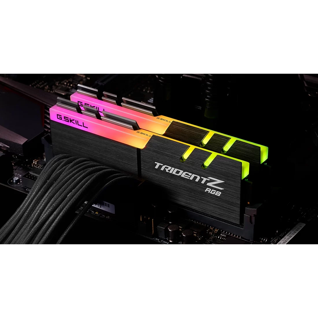 Mémoire vive 16GB DDR4 3600MHz G.Skill Trident Z RGB (F4-3600C18D-16GTZRX) (2x8GB KIT) - photo 5