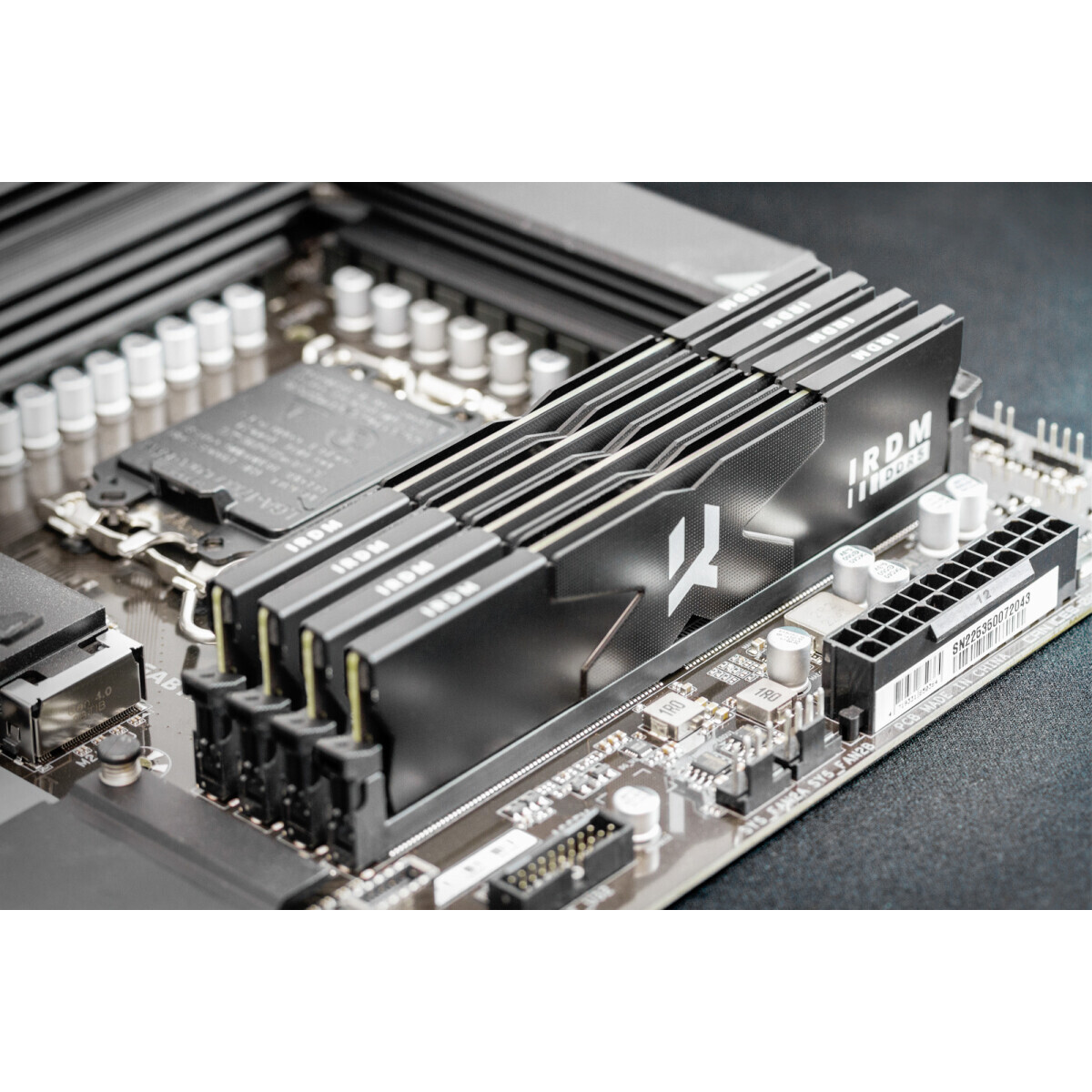Mémoire vive 32GB DDR5 5600MHz GOODRAM IRDM (IR-5600D564L36/32G) - photo 6