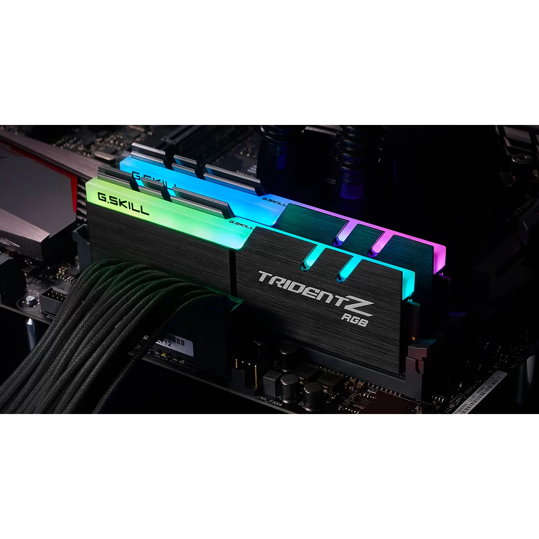 Mémoire vive 32GB DDR4 3200MHz G.Skill Trident Z RGB (F4-3200C16D-32GTZRX) (2x16GB KIT) - photo 3